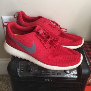 roshes red and grey
